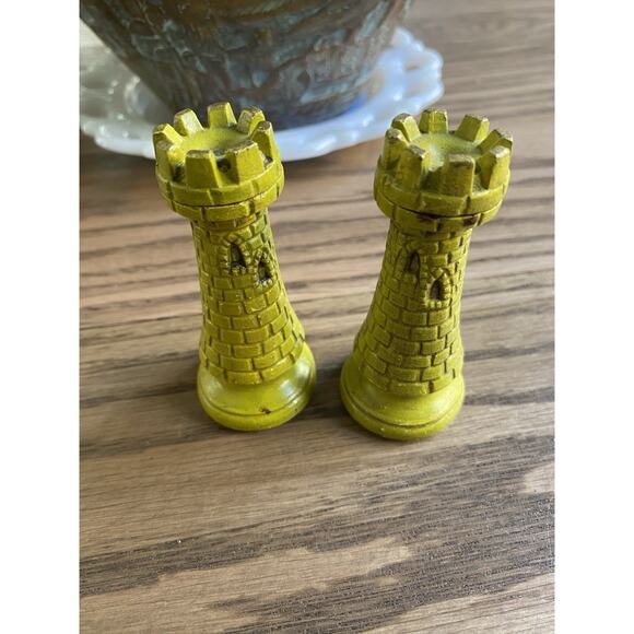 Vintage Midcentury Medieval Duncan Ceramic Hand Painted Chess Pieces Two Rooks - Picture 2 of 3
